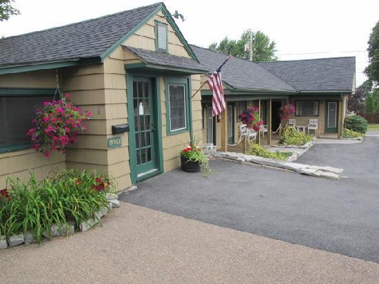 Wooden Boat Inn クレイトン エクステリア 写真